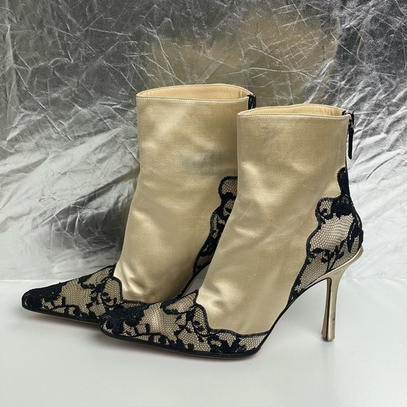 Pre-owned JIMMY CHOO Beige Satin Black Lace Detail Casual Boots - Picture 2 of 16